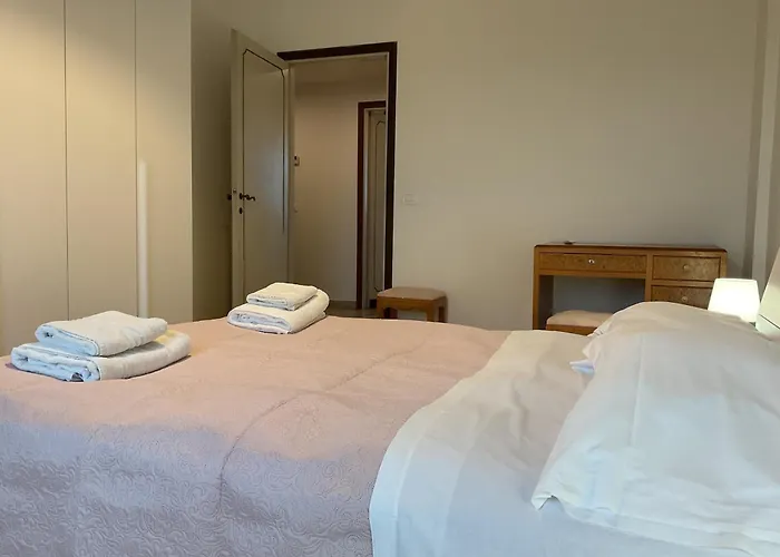 アパート Coach 82 *