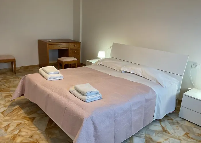 アパート Coach 82 *